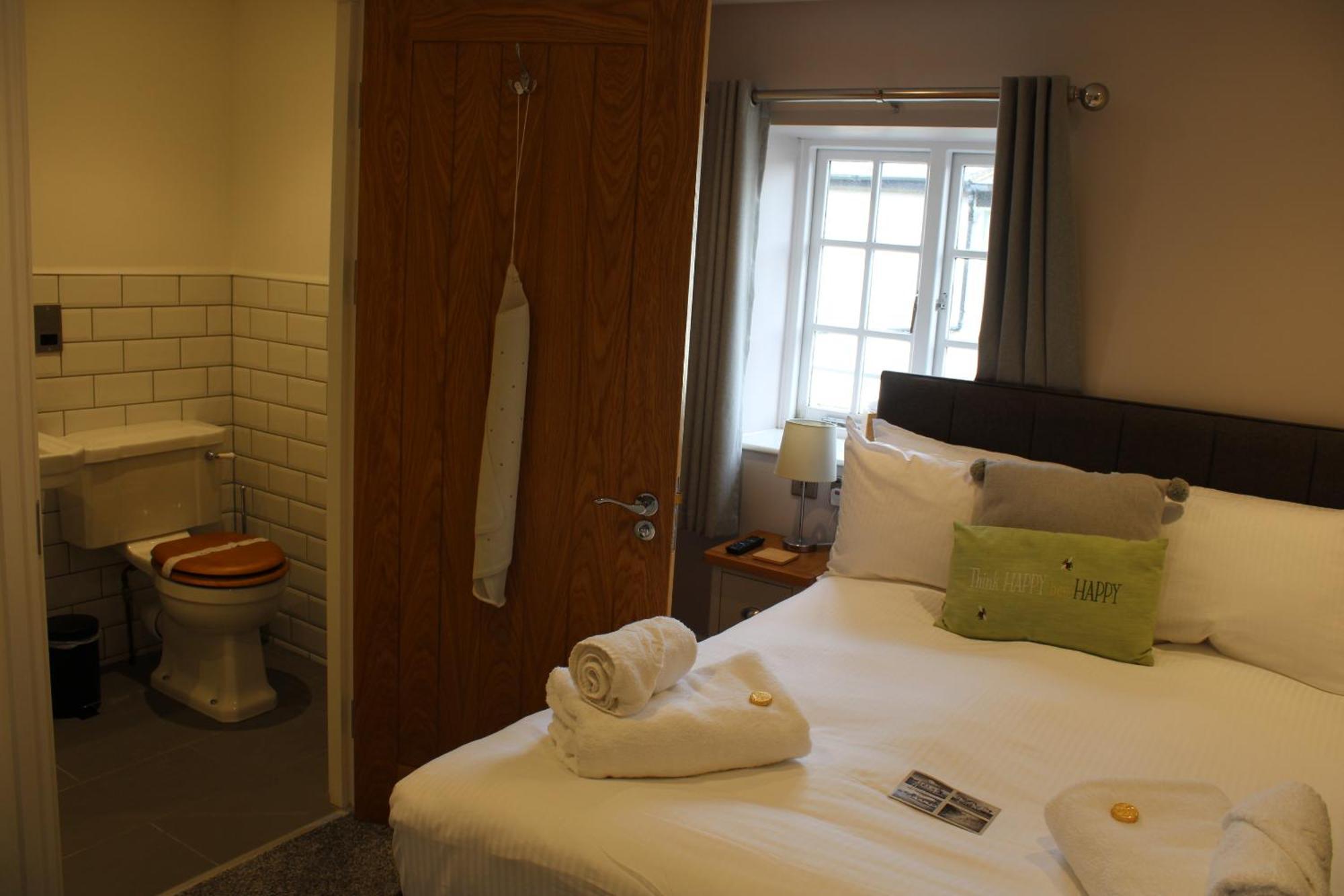 The White Lion Bed & Breakfast Вентнор Екстериор снимка